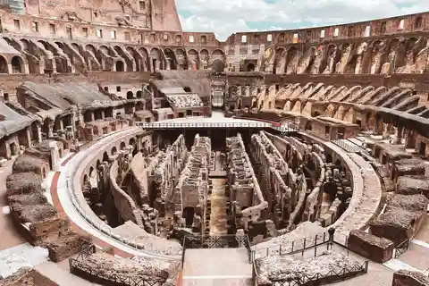 Rome: Colosseum Arena Floor, Roman Forum & Palatine 10 pax