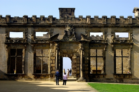 English Heritage: Attractions Pass for Overseas Visitors 16-Day Family Overseas Visitors Pass