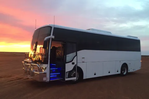 Uluru to Alice Springs or Alice to Uluru 1-Way Luxe Transfer