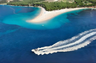 Makarska: 3-Island Speedboat Golden Horn & Blue Lagoon Tour