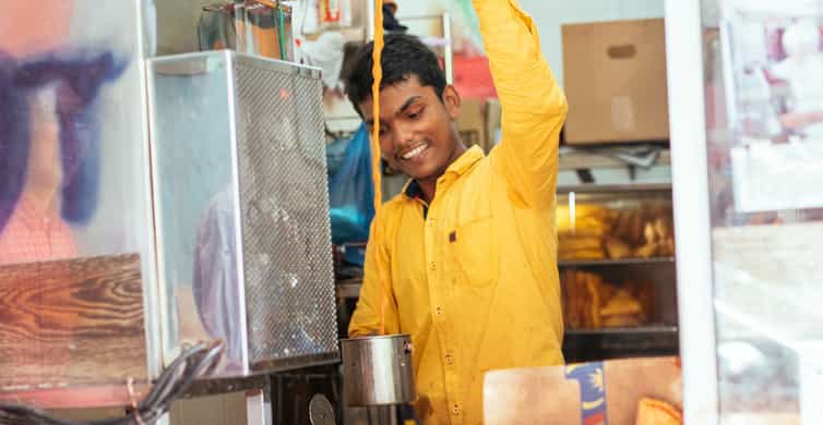 Singapore: Private Food Tour – 10 Tastings with Locals photo 5