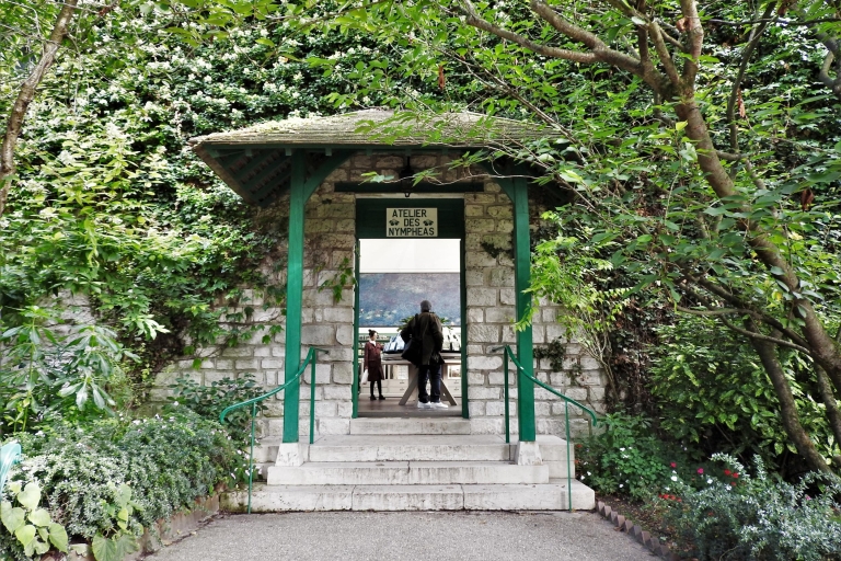 Giverny: Tour ohne Anstehen für Monets Haus und GärtenÖffentliche Tour ohne Anstehen auf Englisch
