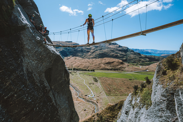 Wanaka: 4-Hour Intermediate Waterfall Cable Climb