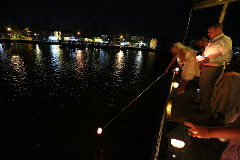 Romantic Sunset Dinner Cruise in Hoi An Sunset Dinner Cruise in Hoi An