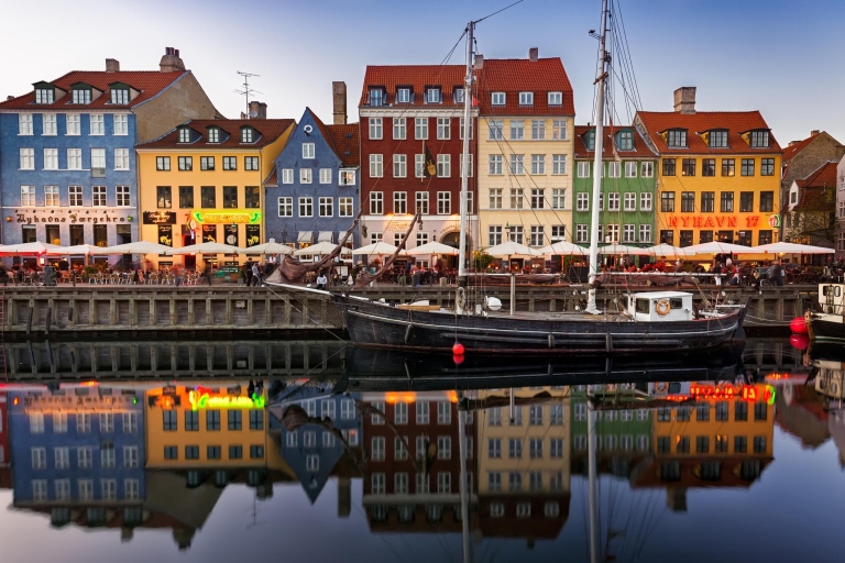 Kopenhaga: 4-godzinna wycieczka piesza po mieście z zamkiem RosenborgRosenborg Castle Private Tour