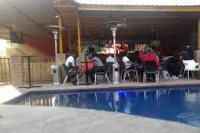 Livingstone: Nightlife Pub and Club Tour with Transfers