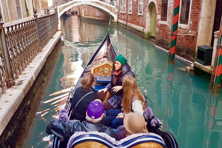 Venedig: Gondelfahrt auf dem Canal Grande mit GuideRundgang auf Italienisch