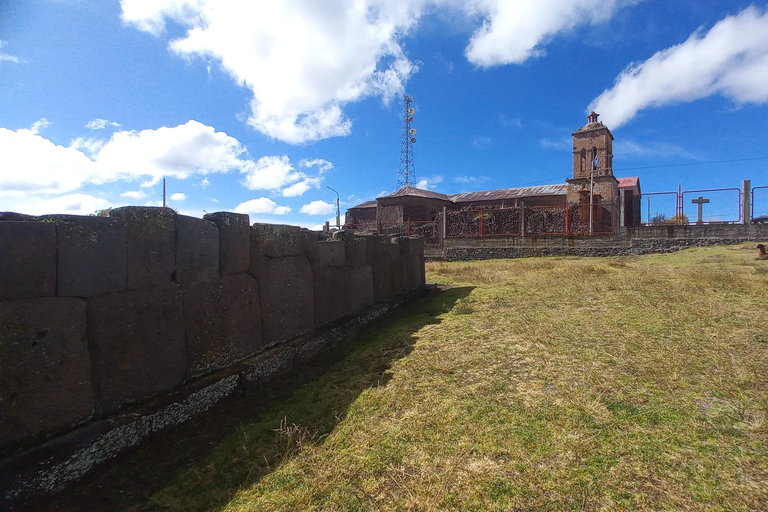 Z Puno: Wycieczka do Chucuito, Molloco i Aramu Muru