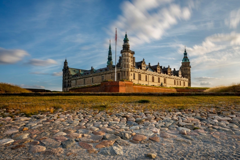 Desde Copenhague: tour privado de 5 horas por el castillo de HamletTour privado del castillo de Hamlet