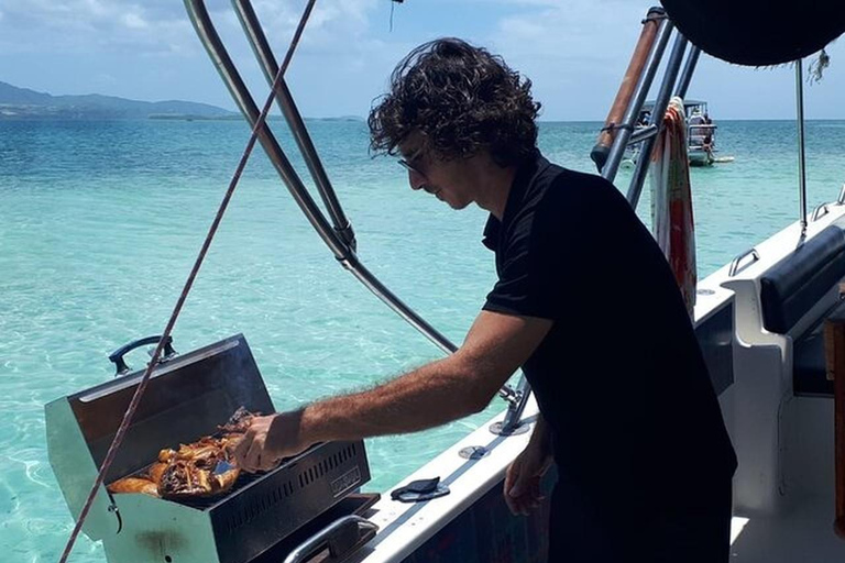 Guadeloupe: Small Day Cruise to Ilet Caret and Coral Reef