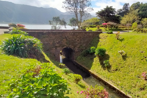 PONTA DELGADA: Shore Tour Sete Cidades Green Blue Lakes PONTA DELGADA: Shore-Ex Sete Cidades Green & Blue Lakes