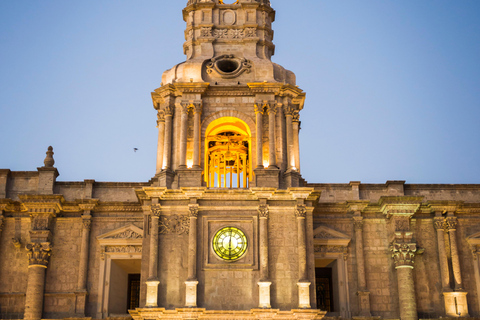 Tour the main attractions of Arequipa with a professional tour guide.