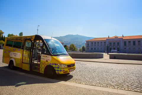 guimarães 1day hopon hopoff bus ticket