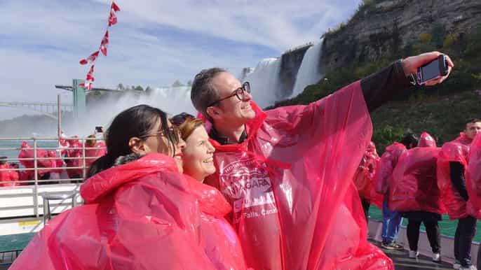 toronto luxury smallgroup niagara falls day tour