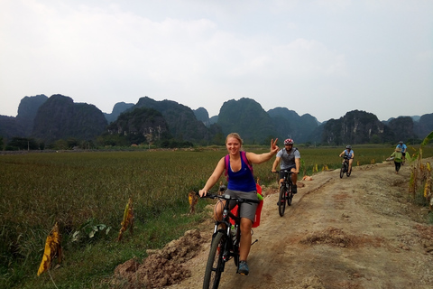 De Hanói: excursão de 2 dias a Ninh Binh com hotel 4 estrelas e refeições