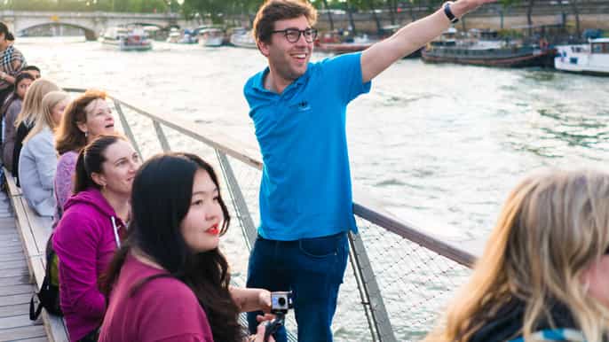 paris evening bike and boat tour