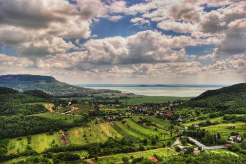 Unkarin turkoosi meri: Balaton-järvi Yksityinen kierros