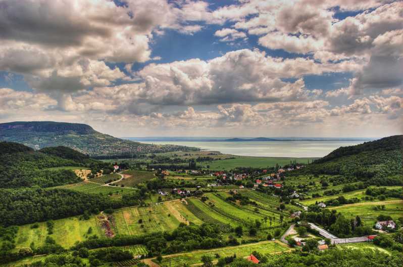 El Mar Turquesa de Hungría: Excursión Privada al Lago Balatón