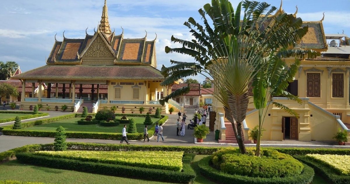 Halvdagstur Till Kungliga Slottet Nationalmuseum Wat Phnom Getyourguide