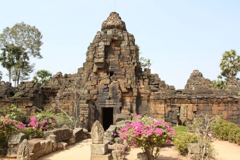 Half-Day Tour of Tonle Bati and Ta Prohm temples