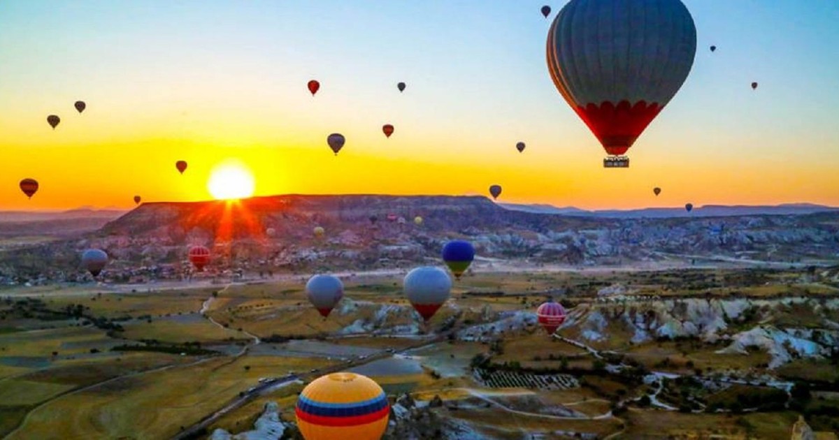 cappadocia sunrise balloon tour