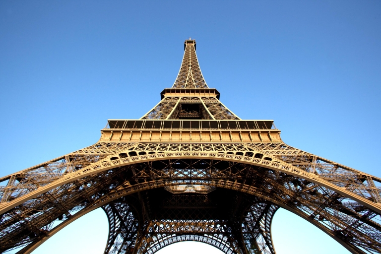 Paryż: wstęp bez kolejki na wieżę Eiffla i audioprzewodnikWstęp bez kolejki na szczyt wieży Eiffla oraz 1. i 2. poziom