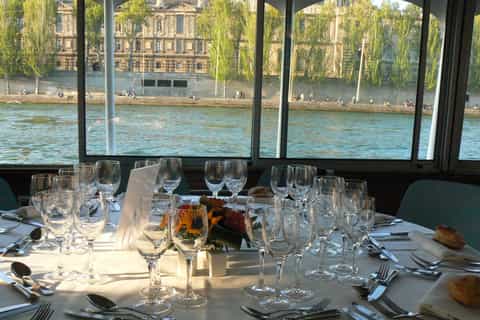 Marne River Loop Day Cruise with Lunch on Board