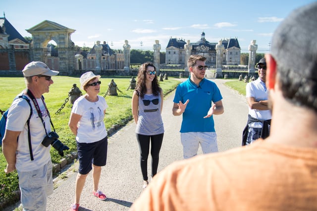 From Paris: Chateau de Fontainebleau &amp; Vaux-Le-Vicomte Tour