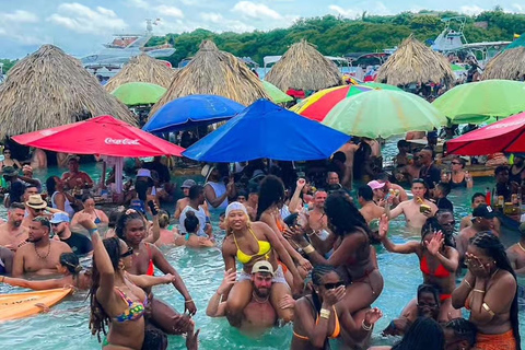 Cartagena: Rosario Islands Party Boat Tour with DJ