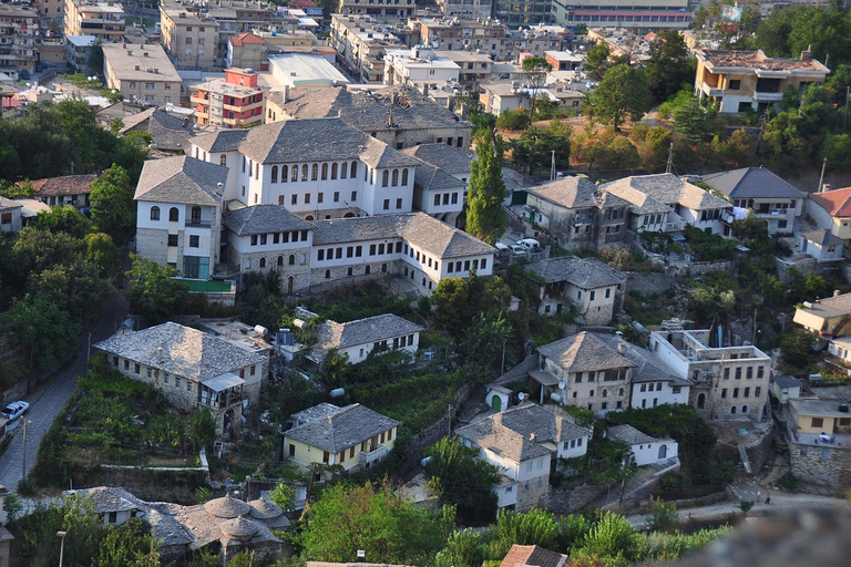 De Tirana: excursion d'une journée à Gjirokastra