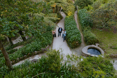 Sintra: Biglietto d'ingresso per Quinta da Regaleira e tour guidatoTour in portoghese