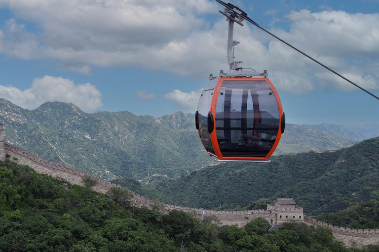 Private Layover Transfer:Great Wall with VIP Pass&City Sites Option 4:PEK Airport to Great Wall and Customized City Tour