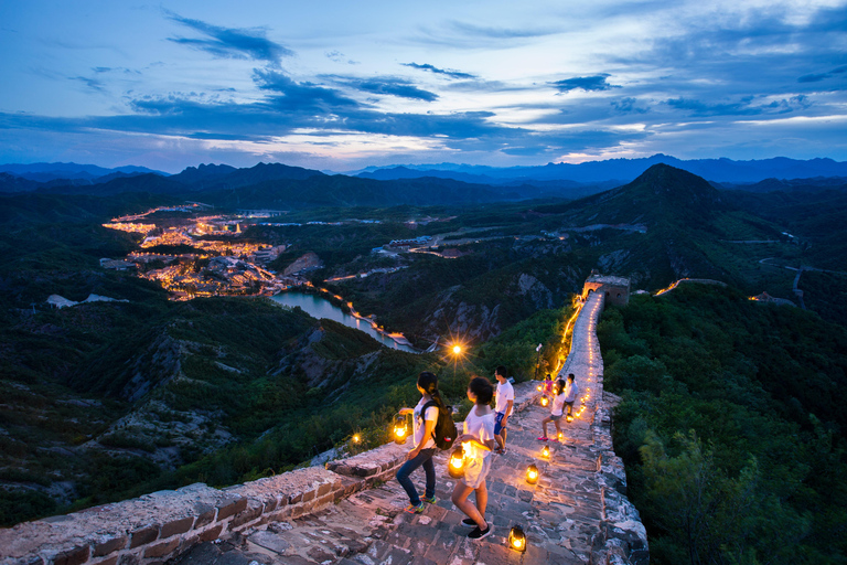 Beijing: Simatai Wall & Gubei Town with Multilingual Guide ES, IT, FR, DE Mutianyu, Simatai & Gubei All Inclusive