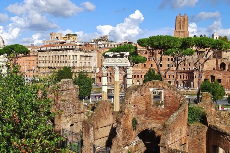 Rome: Colosseum & Roman Forum Small-Group Tour with Pickup Tour in French