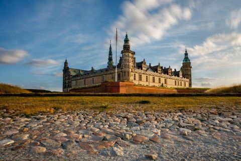 Visitas exclusivas a los castillos de Kronborg y Frederiksborg de Hamlet