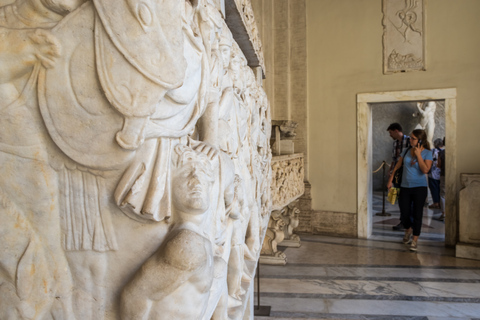 Entrada sin billete a los Museos Vaticanos y la Capilla SixtinaMuseos Vaticanos y Capilla Sixtina: entrada sin colas