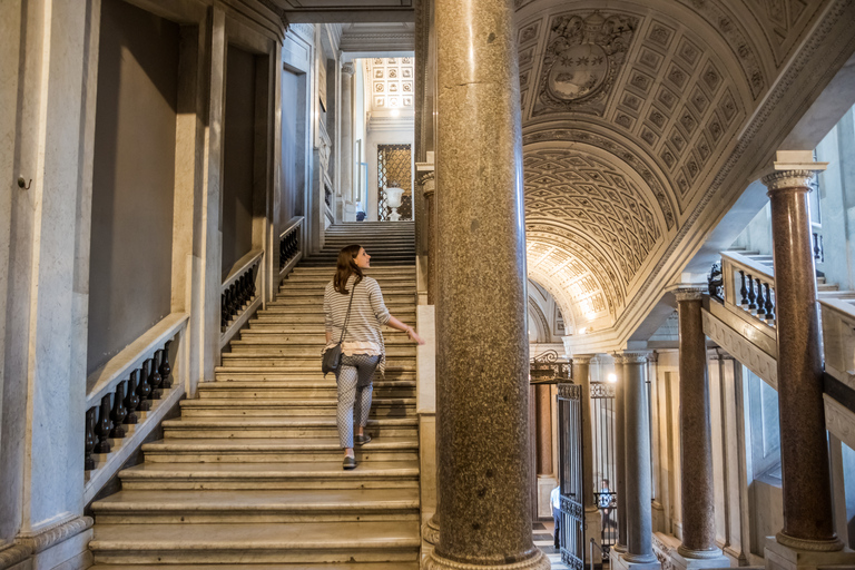 Entrada sin billete a los Museos Vaticanos y la Capilla SixtinaMuseos Vaticanos y Capilla Sixtina: entrada sin colas