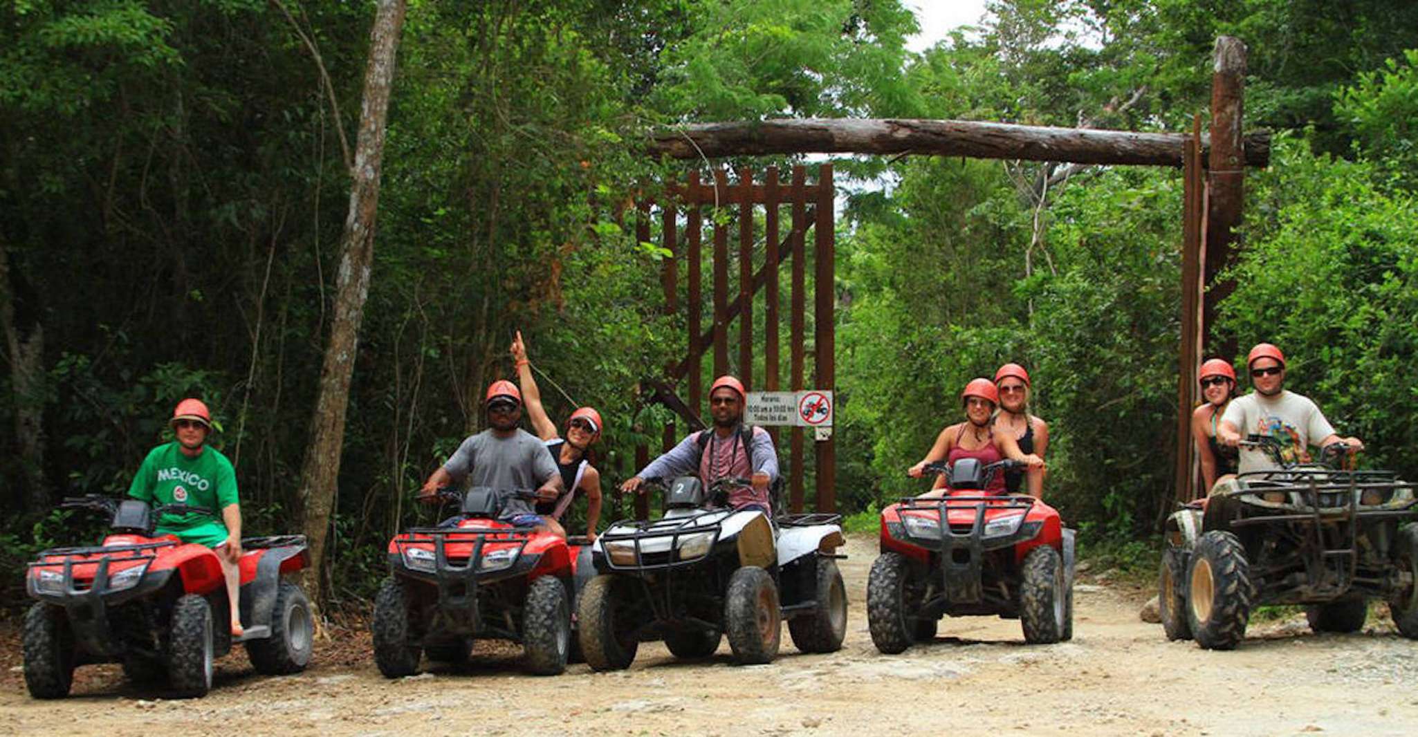 邮政编码和ATV组合游览 - Housity