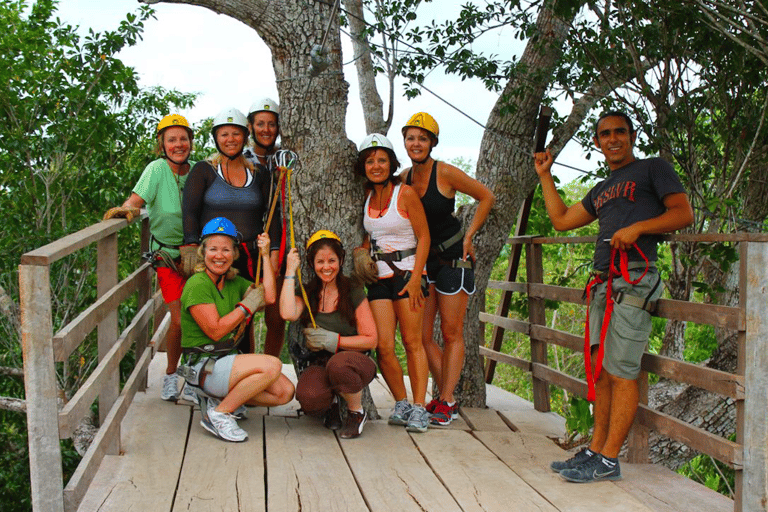 Ziplining nella giungla ed esperienza di avventura a cavallo