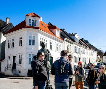 Bergen: Urban Hiking and History Tour