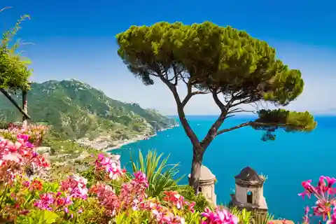 Sorrento: Tur i liten grupp till Positano, Amalfi och Ravello