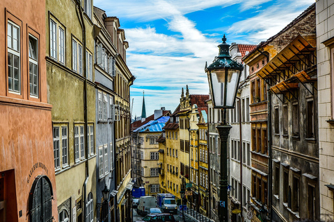 De Vienne : excursion privée d'une journée à Prague en voiture de luxe