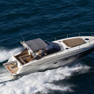 Amazing Private Yacht Tour to Capri & Positano