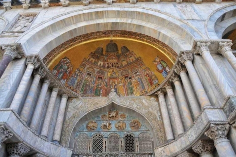 Venice: St. Mark's Basilica Guided Tour Morning Tour in English with Venetian Gondola