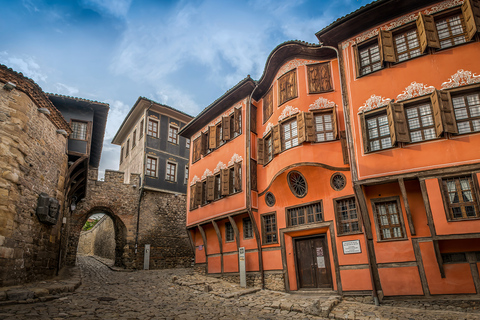 Desde Sofía: tour de un día a Plovdiv y la fortaleza de AsenVisita guiada en inglés