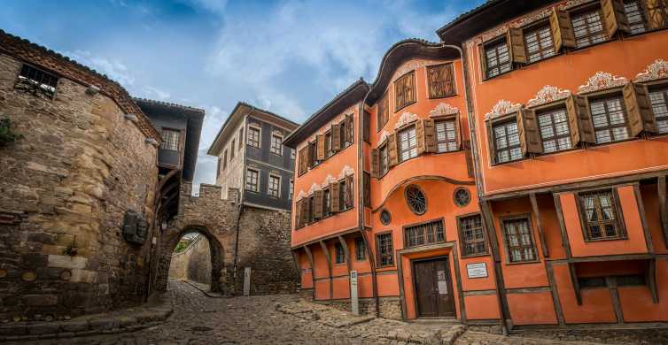 From Sofia: Full-Day Tour to Plovdiv and Asen's Fortress