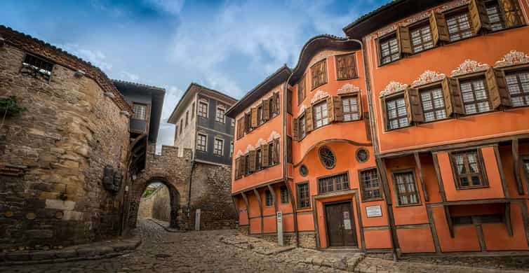 From Sofia: Full-Day Tour to Plovdiv and Asen's Fortress