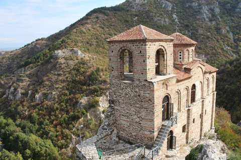 Desde Sofía: tour de un día a Plovdiv y la fortaleza de AsenVisita guiada en inglés