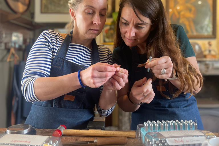 Bruges : Atelier de fabrication de bagues en argent