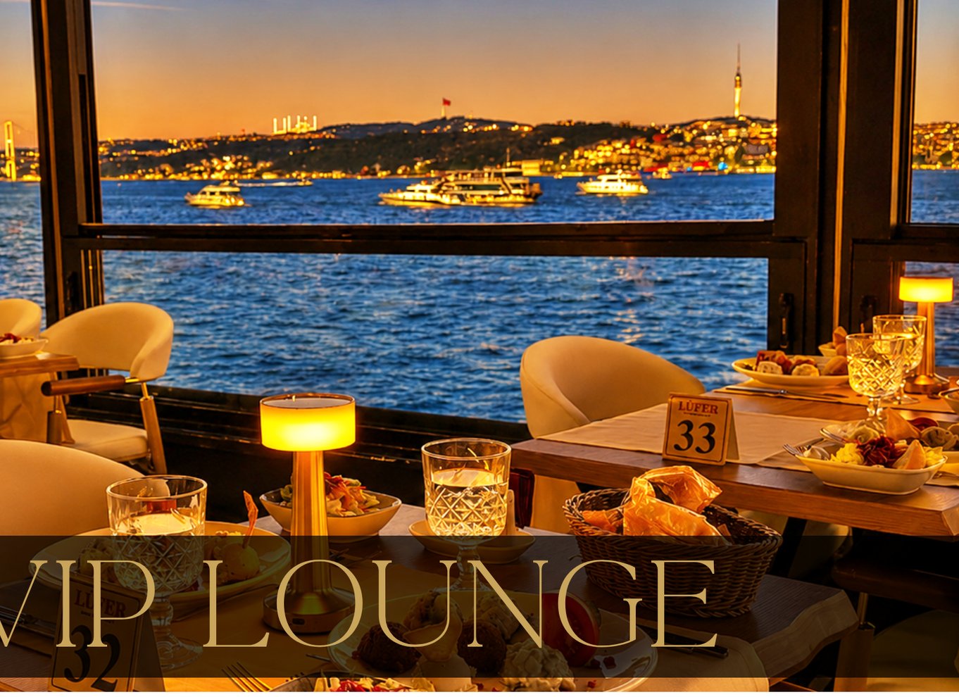 Istanbul: Bosporus-middagscruise og show med privat bord